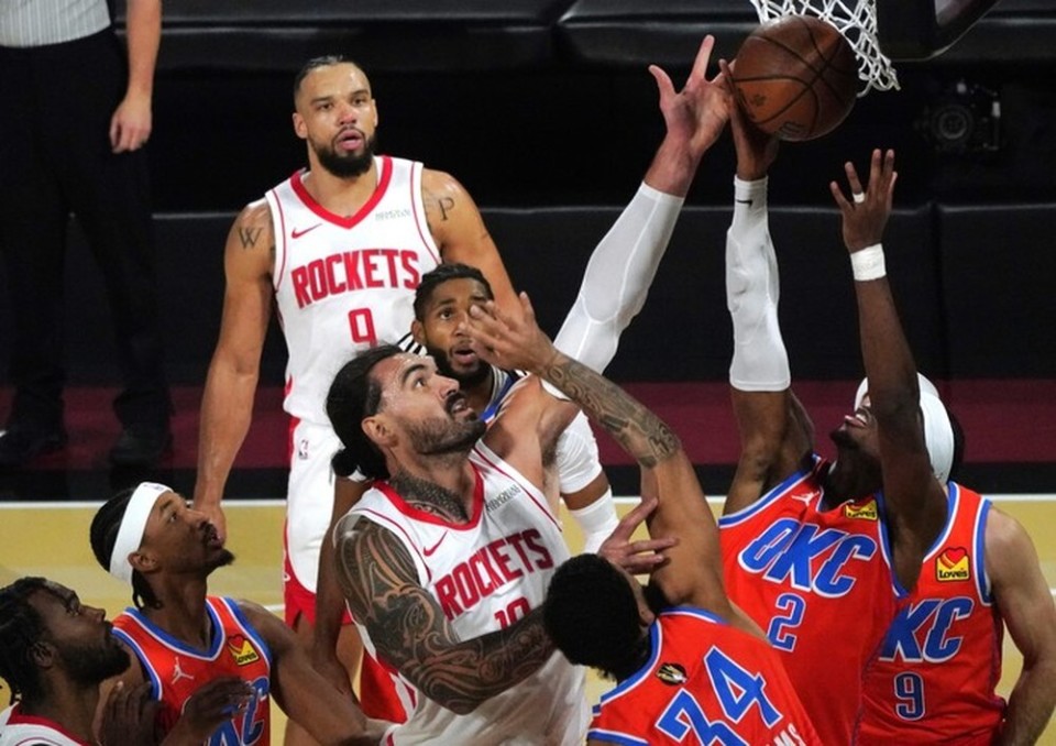 相比之下 相比之下