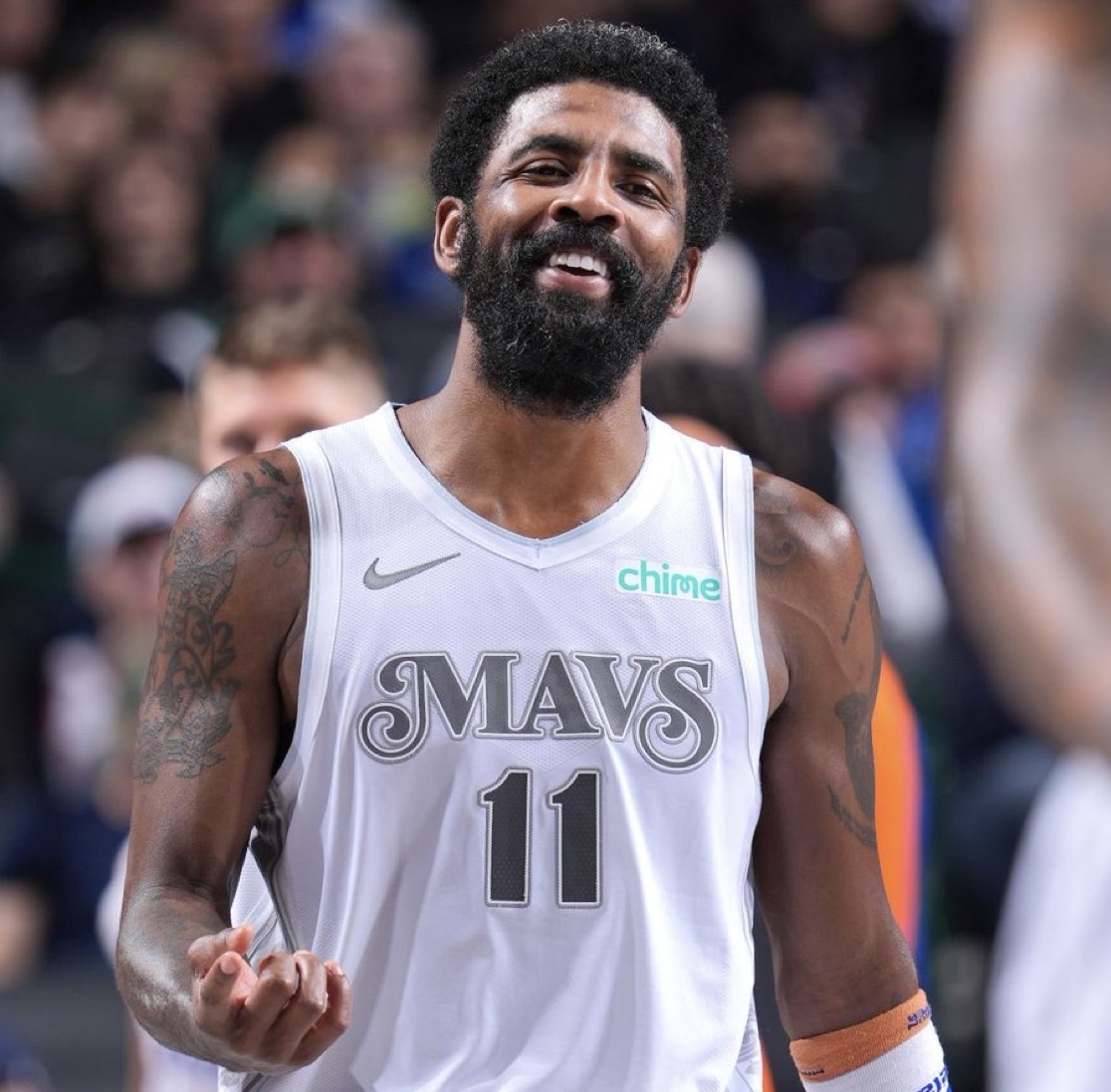 说明她在稳 说明她在稳